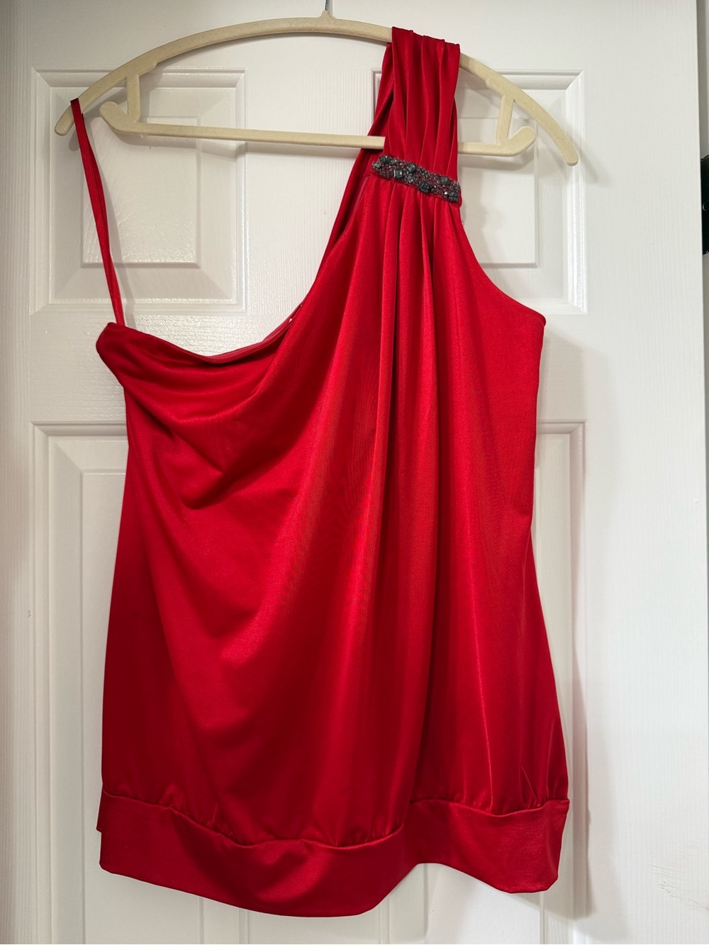 New York & Company Red One-Shoulder Draped Top with Embellished Strap *NWT